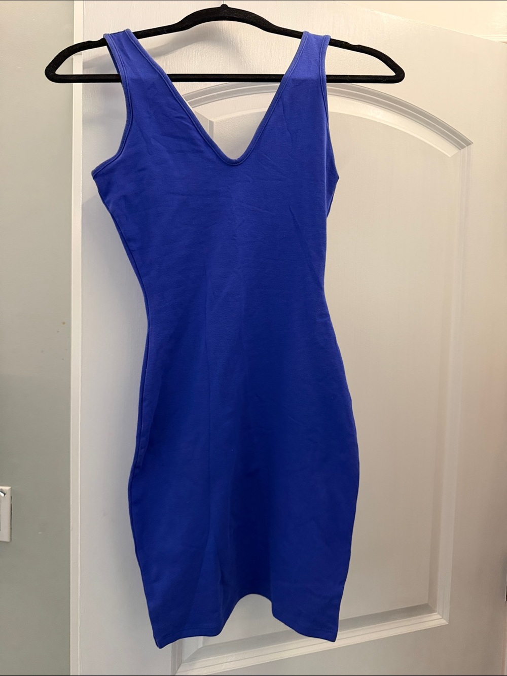 Blue V-Neck Sleeveless Bodycon Dress